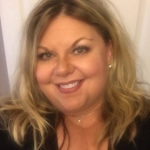 Meet your Posher, Tonya - Picture 1 of 1